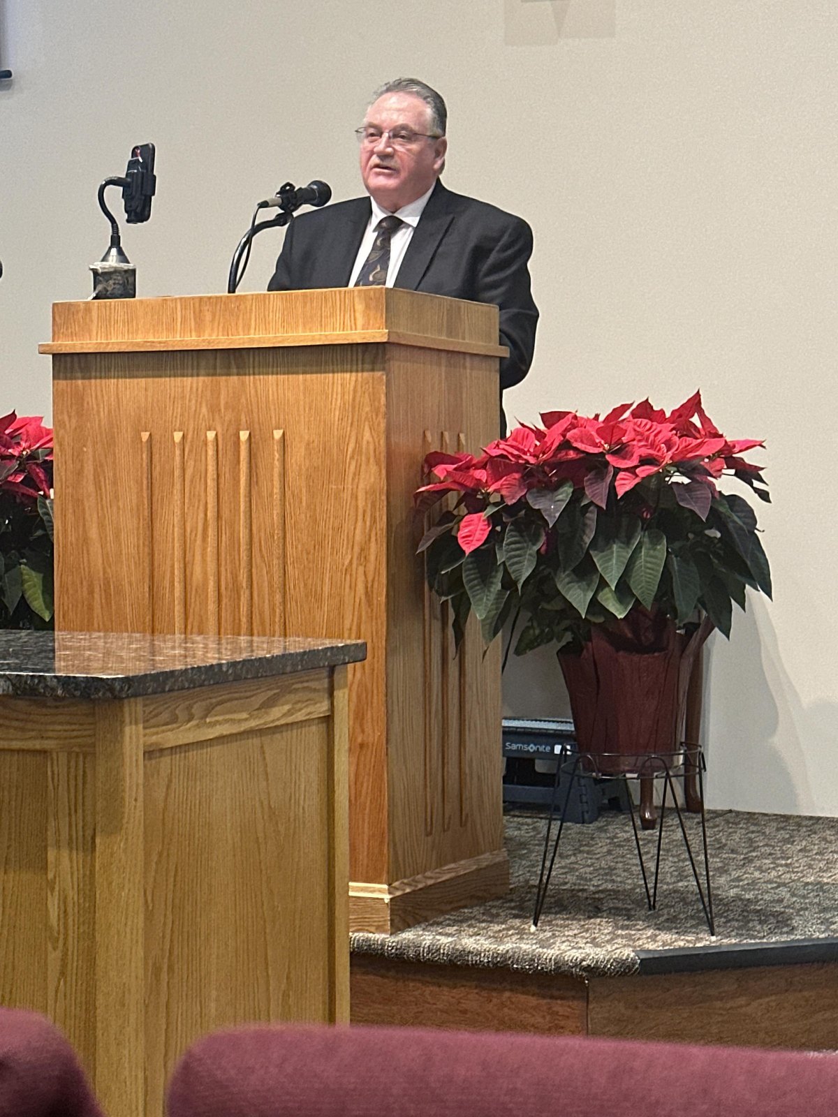 Larry Siegle, our minister, preaching at Cortland Church of Christ